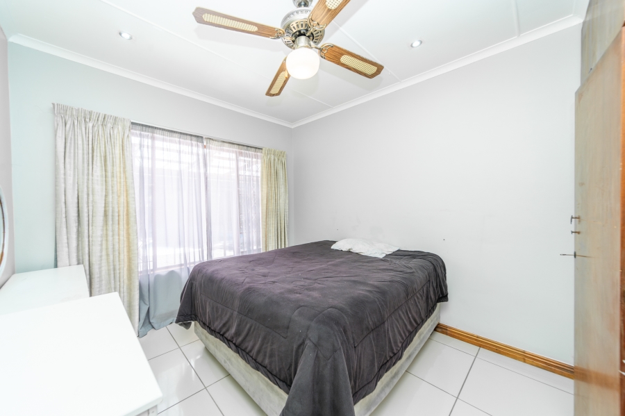 4 Bedroom Property for Sale in Beacon Bay Eastern Cape